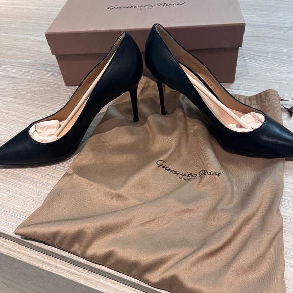 Gianvito Rossi Shoes - Gianvito Rossi 85mm pumps black leather